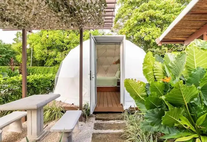 Ubuntu Glamping